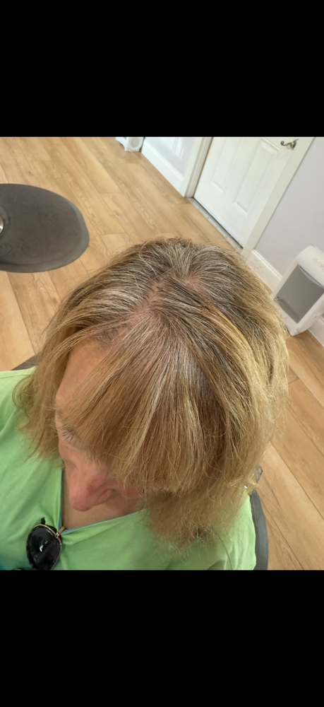 Root Touch Up ( Covering grey)