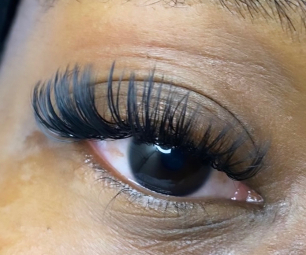Wet Lashes