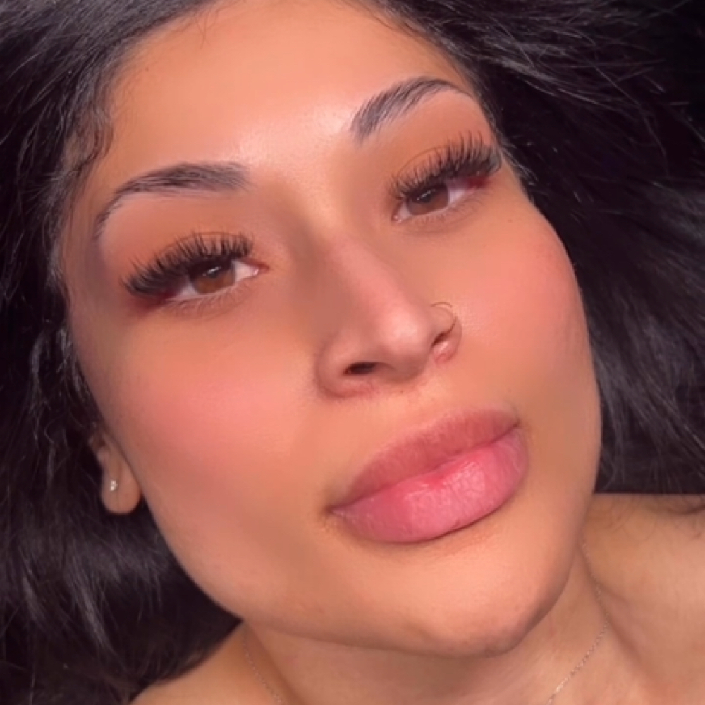 Friday Full Set Special at High Maintenance Lashes LLC in Lubbock, TX