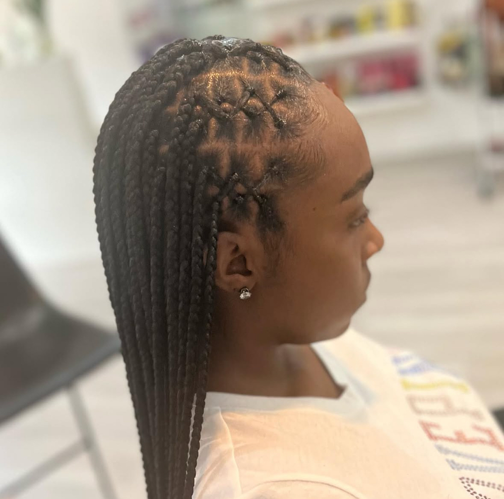 CROSS OVER KNOTLESS BRAIDS
