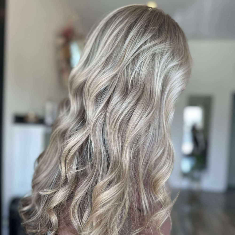 Full Highlight at Daxella Salon in Hernando, MS