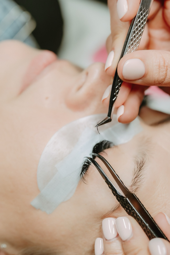 Classic Full Set - Eyelash Extensions