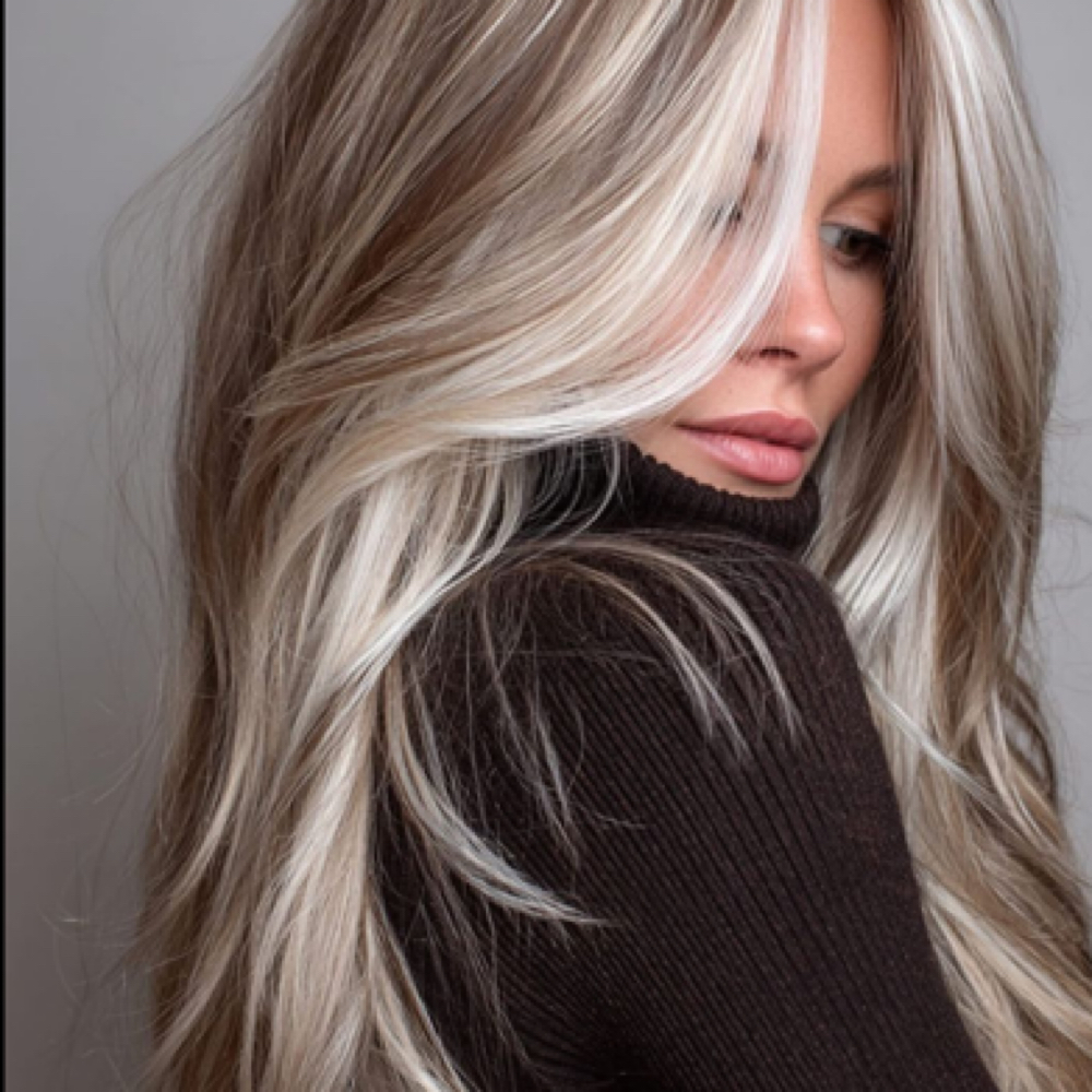 Partial Highlight at Veronica’s Vanity @ Lofts + Vici in Youngstown, OH