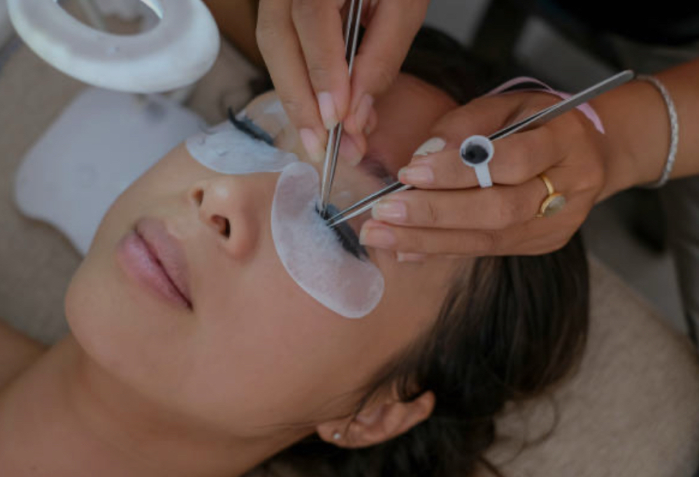 Eyelash Extension Model Package
