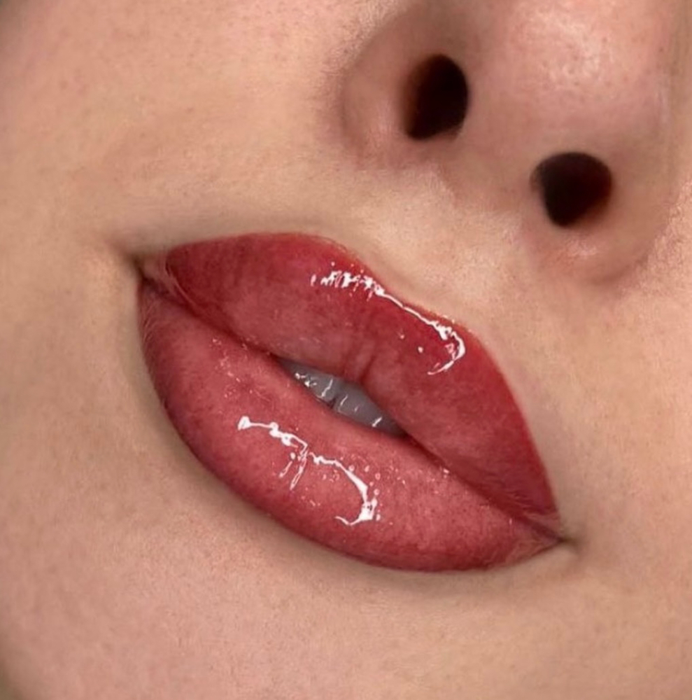 OMBRE LIP BLUSH