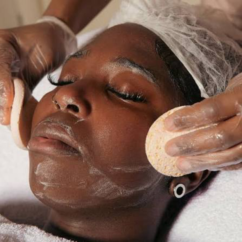 Express Facial at Zahlani Luxe Beauty LLC in Valdosta, GA
