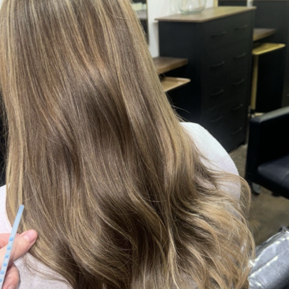 Model Partial Balayge at The Beauty Room • Rylee Taylor in Dexter, MO
