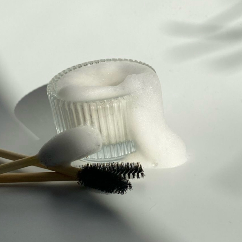 Eyelash Removal
