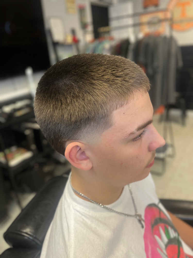 Braylen Signature Buzzcut at Alex online booking in Kingston, TN