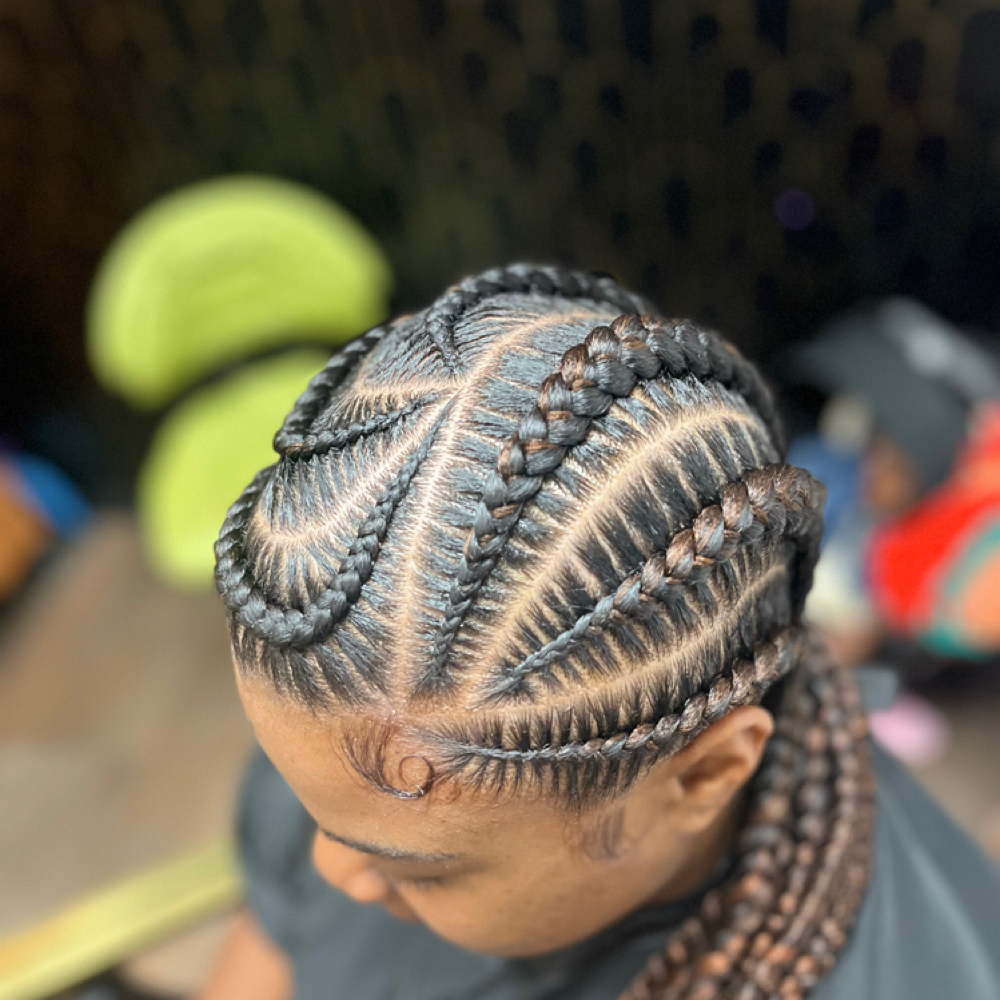 Stitch Braids at Bi-Oma Crown&Co braids and extensions in Indianapolis, IN