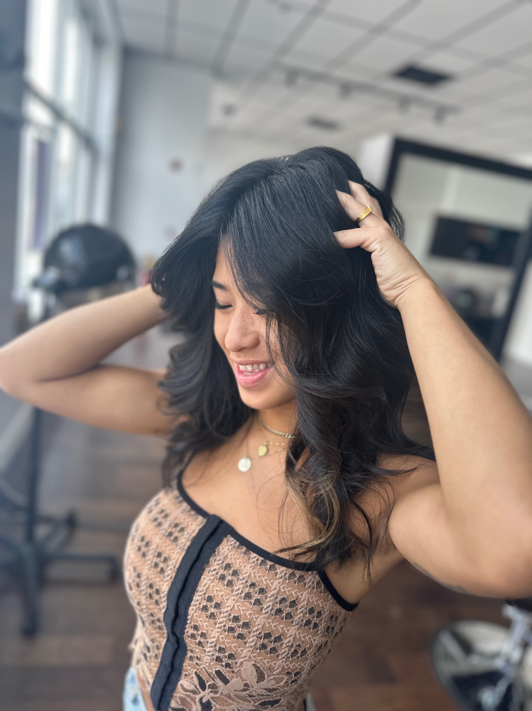 Haircut And Style at Salón Dé Monarca in Lombard, IL