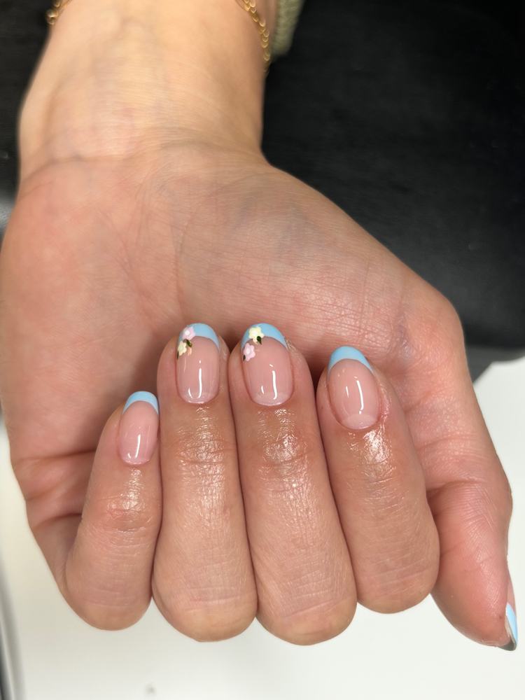 regular gel mani level 2 art