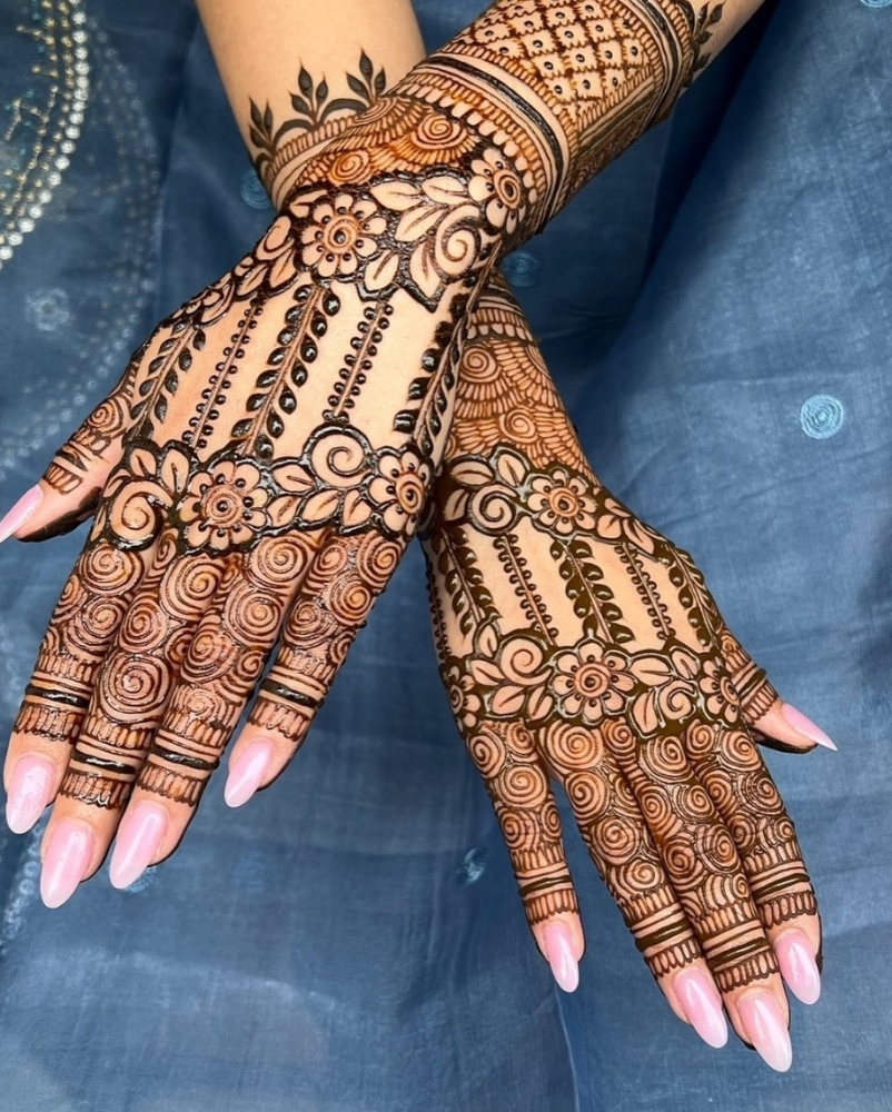 Henna Body Tattoo