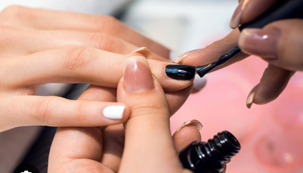 Gel Polish Change (Hands/Toes