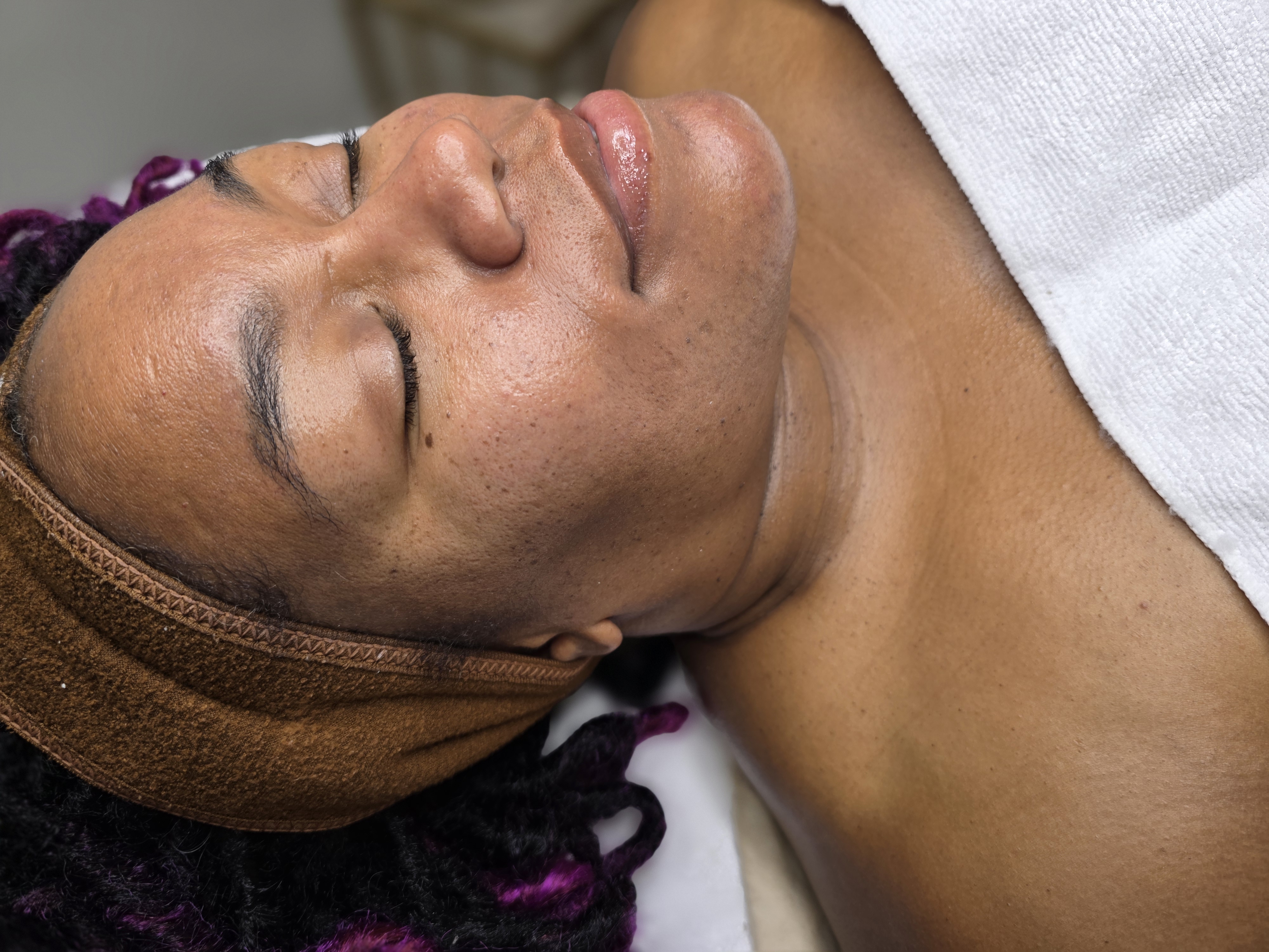 Ultimate Relaxing Facial
