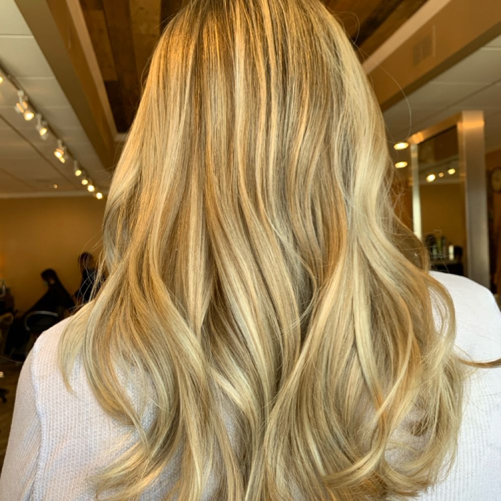 Full Foil Package at Alessandra Bella Hair in Plantsville, CT
