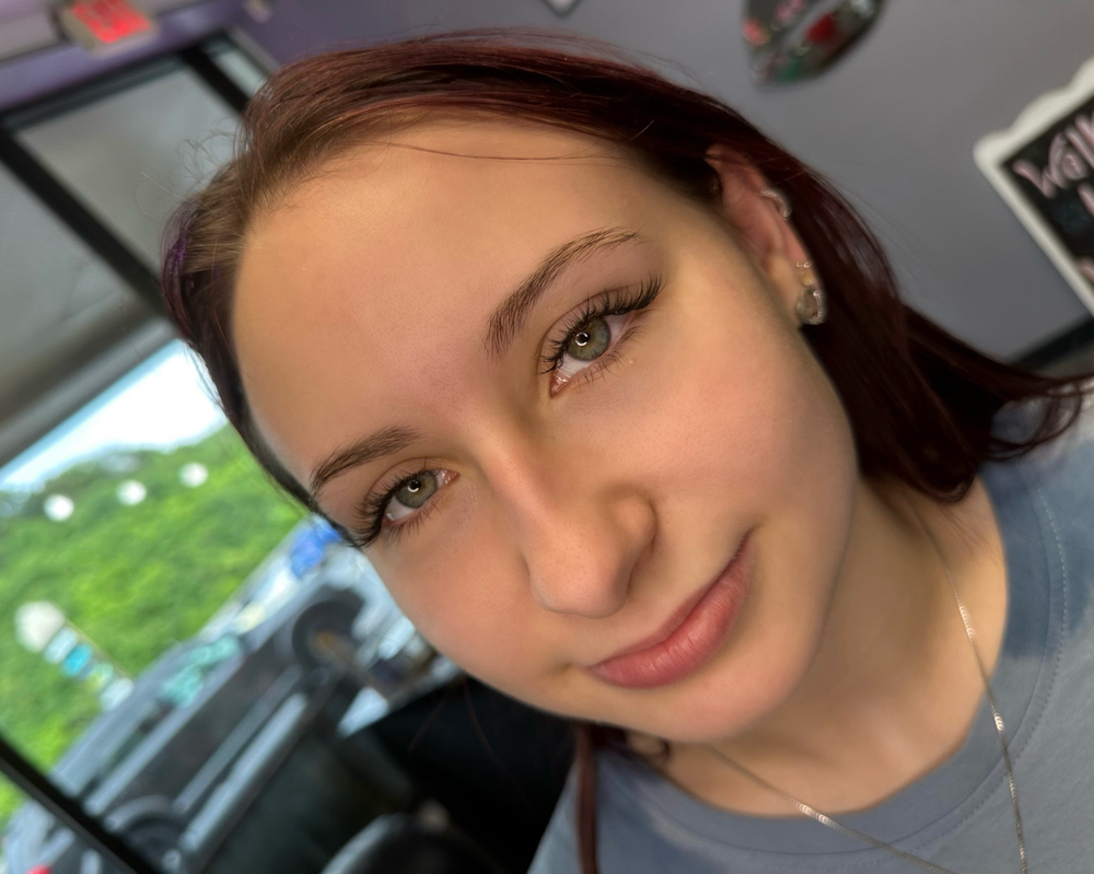 eyelash extentions at beauty by katlyn in pikeville, KY