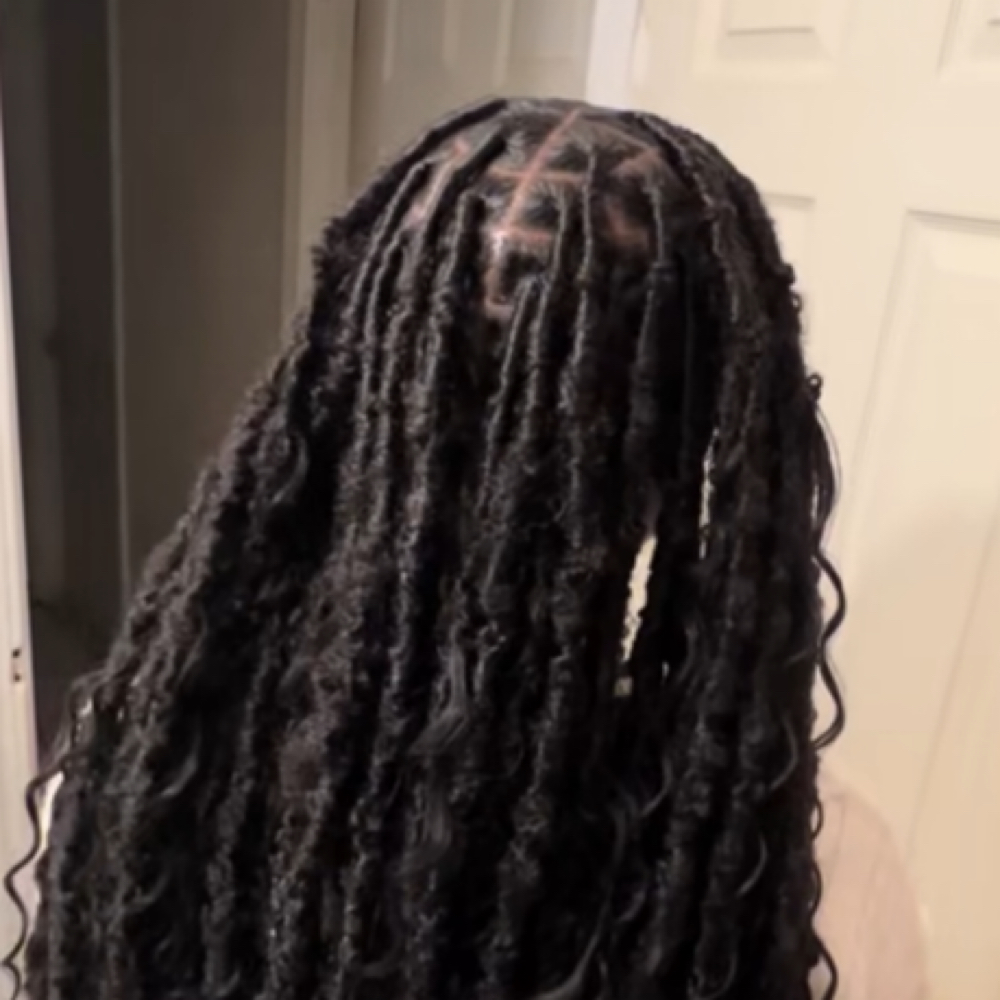Mediums Soft Locs at Theestylestt in Sacramento, CA