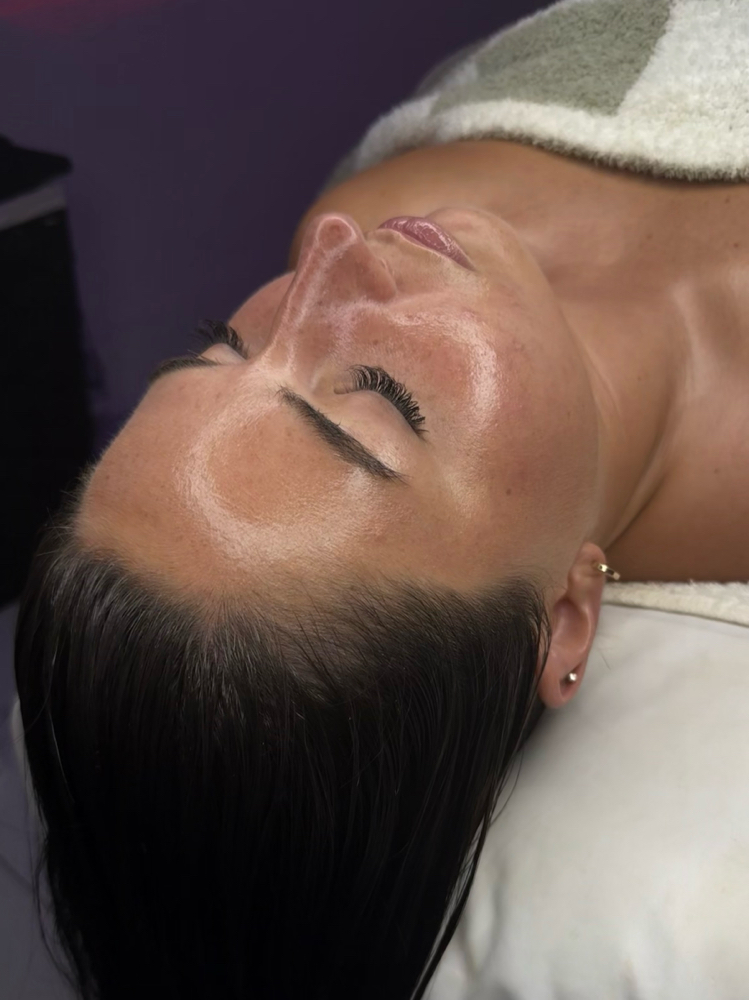 The Glass Skin Facial
