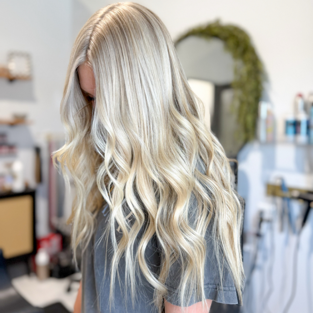 Full Hightlight With Glaze at The mane blonde in Newport, TN