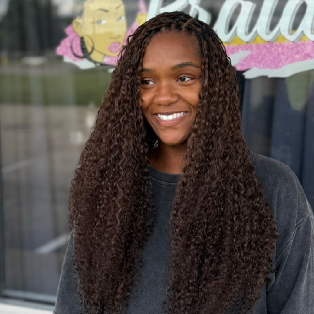 Miracle Knots (Consult Requied) at The Braid Bar Dayton, Ohio in Dayton, OH