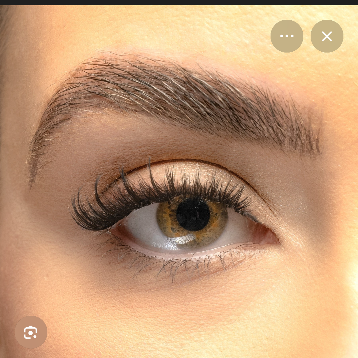 Cluster lashes at Aura Aesthetics spa in Houston, TX