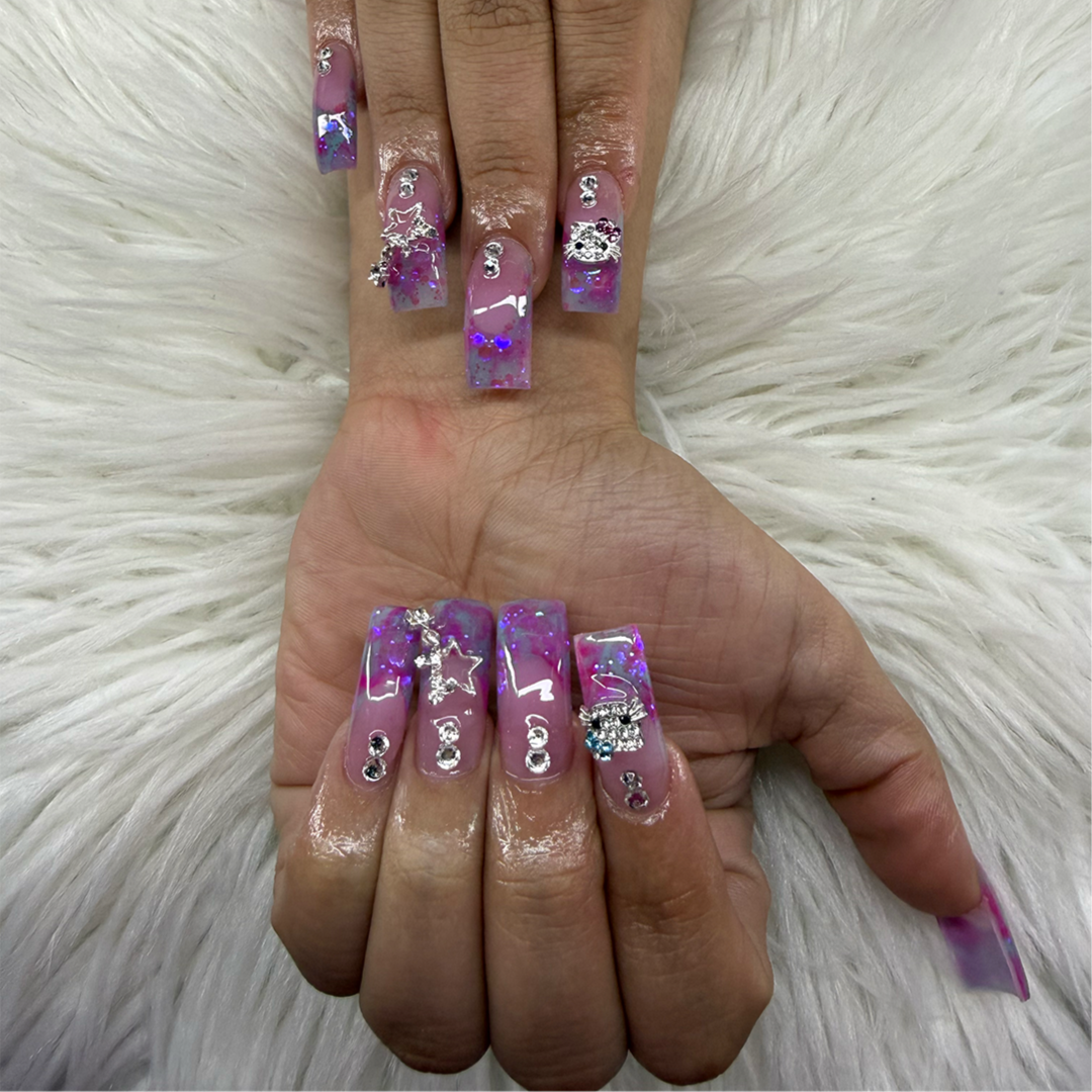 Signature Client Set(Nat) at Designs of a Queen in Brooksville, FL