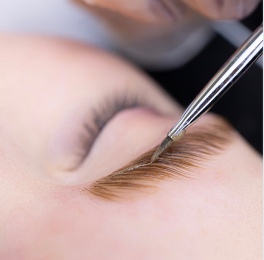 Brow Lamination + Tint