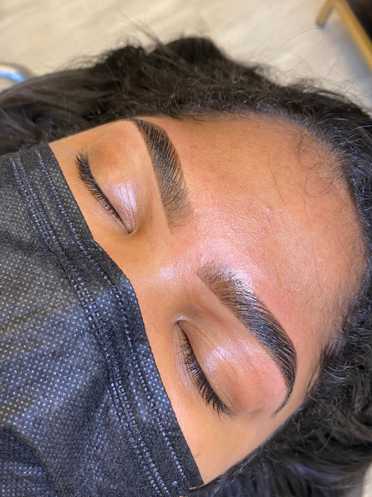 Brow Lamination And Hybrid Tint