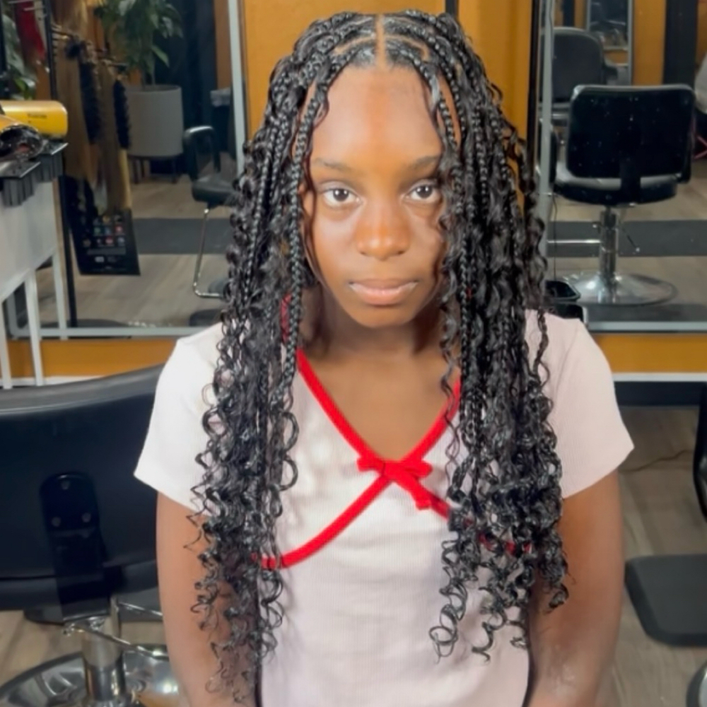 Kid Boho Knotless (medium)(3-10) at 3D BRAIDS in Arlington, TX