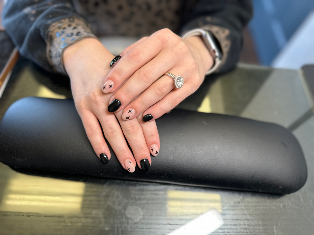 Tier 2 Nail Art at The Mani Lounge in Poplar Bluff, MO