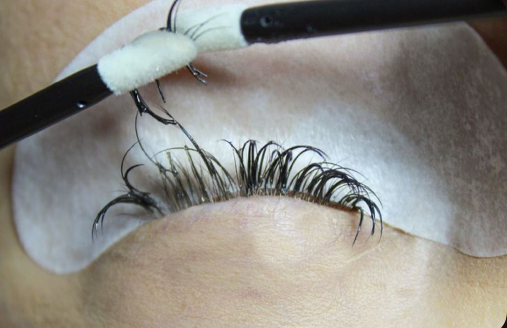 Eyelash Removal at Flutterbrush Beauty Bar in Sparks, NV