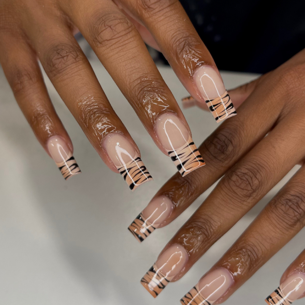 Full Set - Medium Square at Looks By Lily in Alexandria, LA
