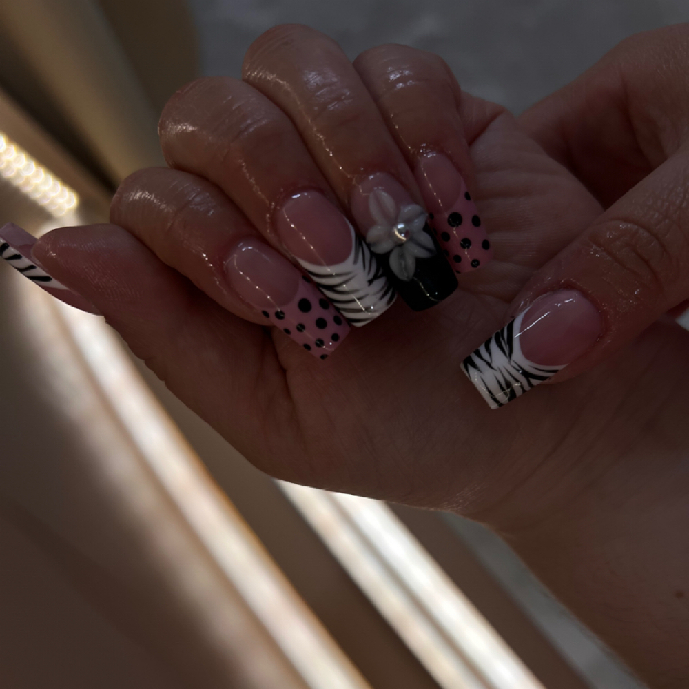 Gelx X Extentions at The Angel Collective in South Sioux City, NE
