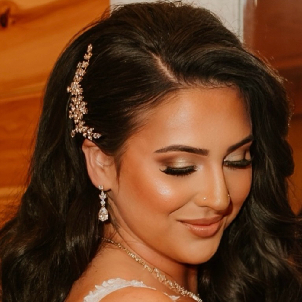 Makeup at Golden Glamz Beauty๐
๐ป๐๐ง๐ฝโโ๏ธ in Armada, MI