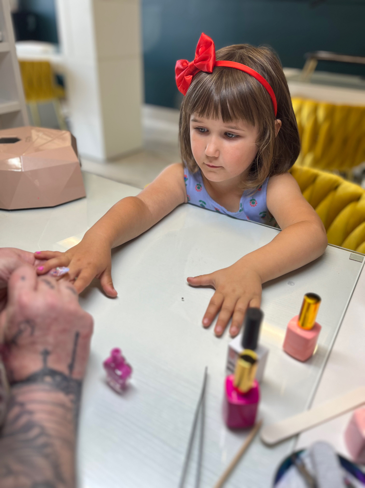 Kids Manicure