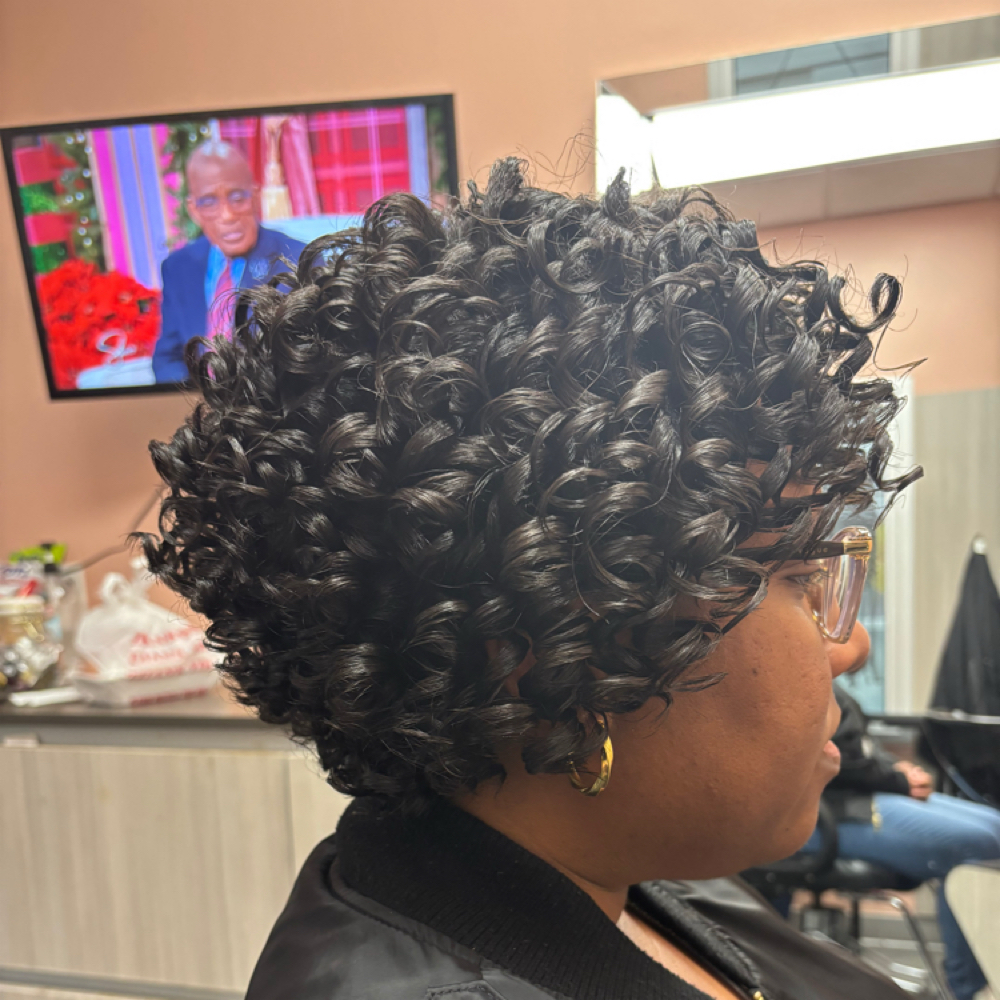 Spiral Curl Rod Set at Framing Faces LLC in Chesapeake, VA