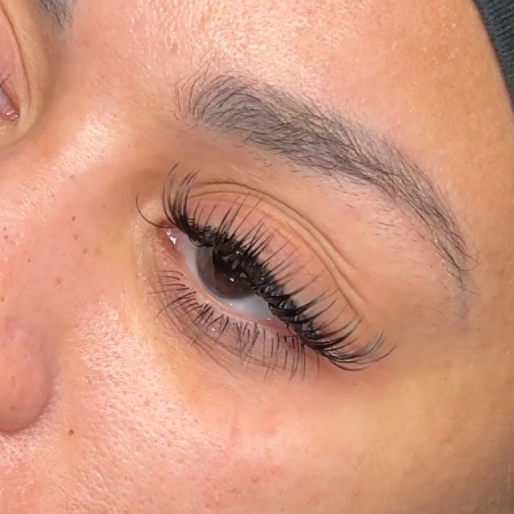 Hyper Luxe Realistic Bottom Lashes at TLG LASH & BROW STUDIO in Nashville, TN