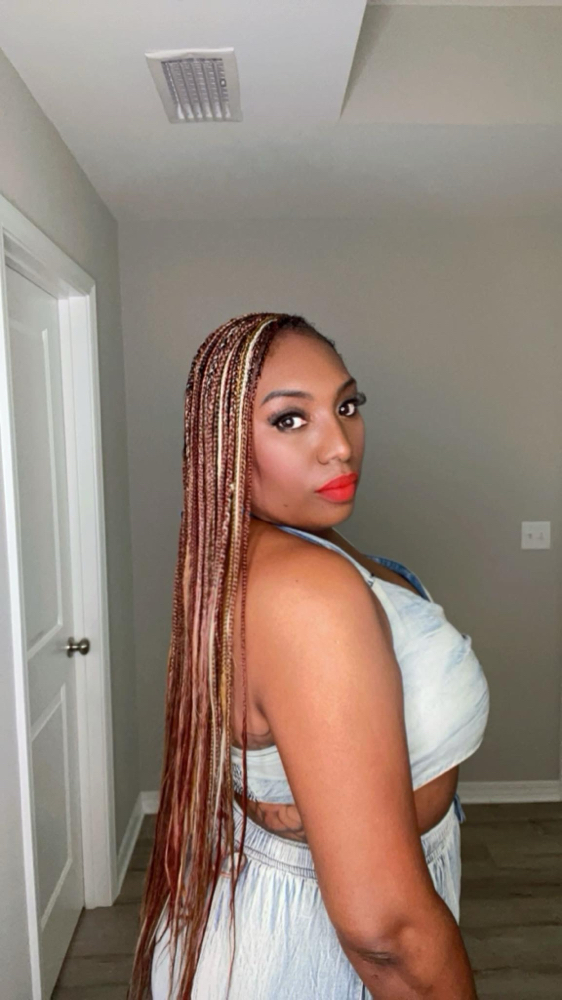 30” Box Braids are Knotless Braids