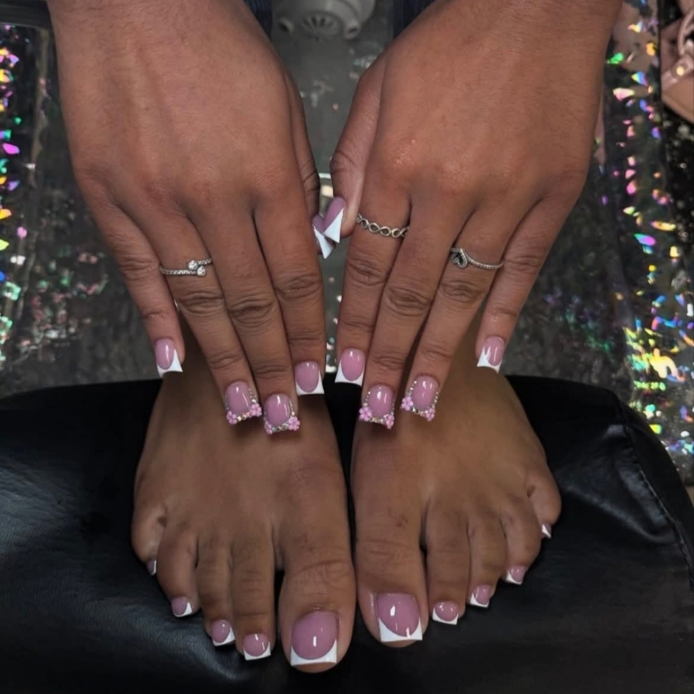 Short Combo at Pretty Herr Nailz in York, PA