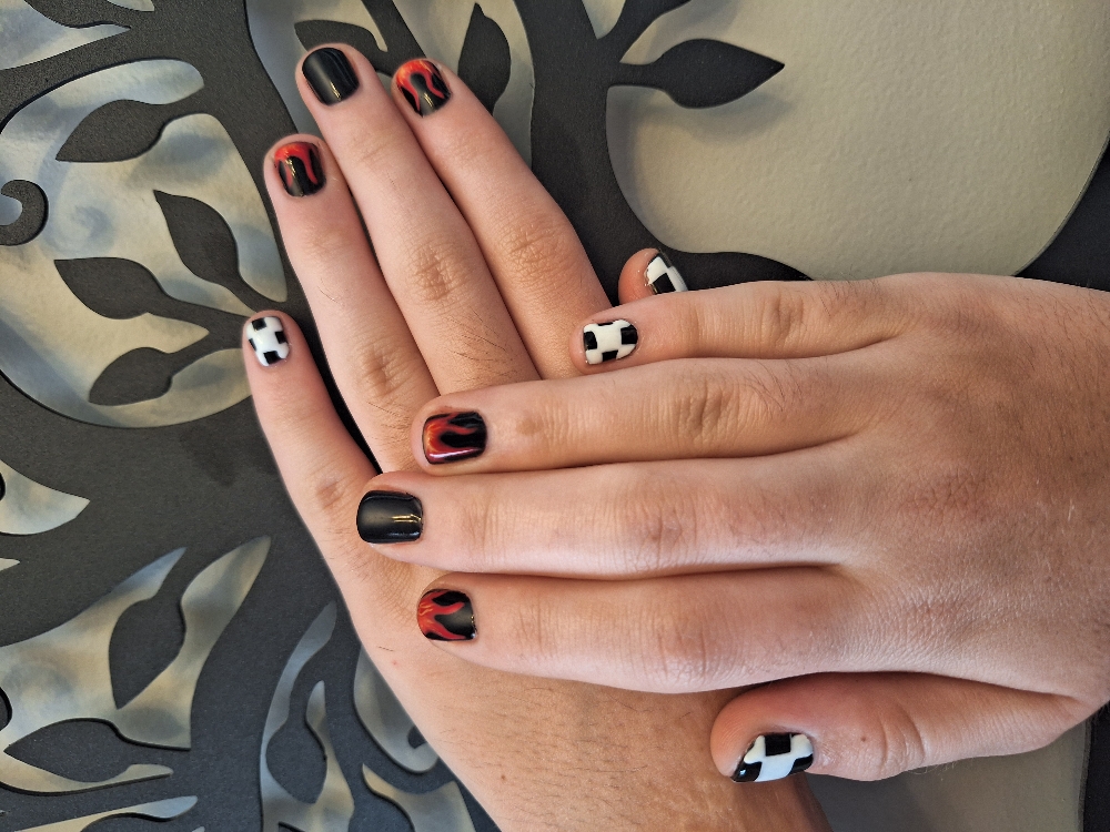 Gel Manicure (Including Tax)