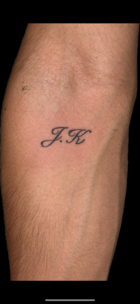 Fine Line Tattoo