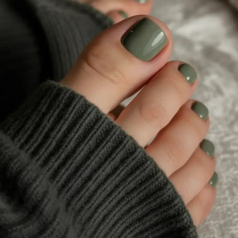 Jelly Pedicure at Blooming Beauty Salon in Britt, IA