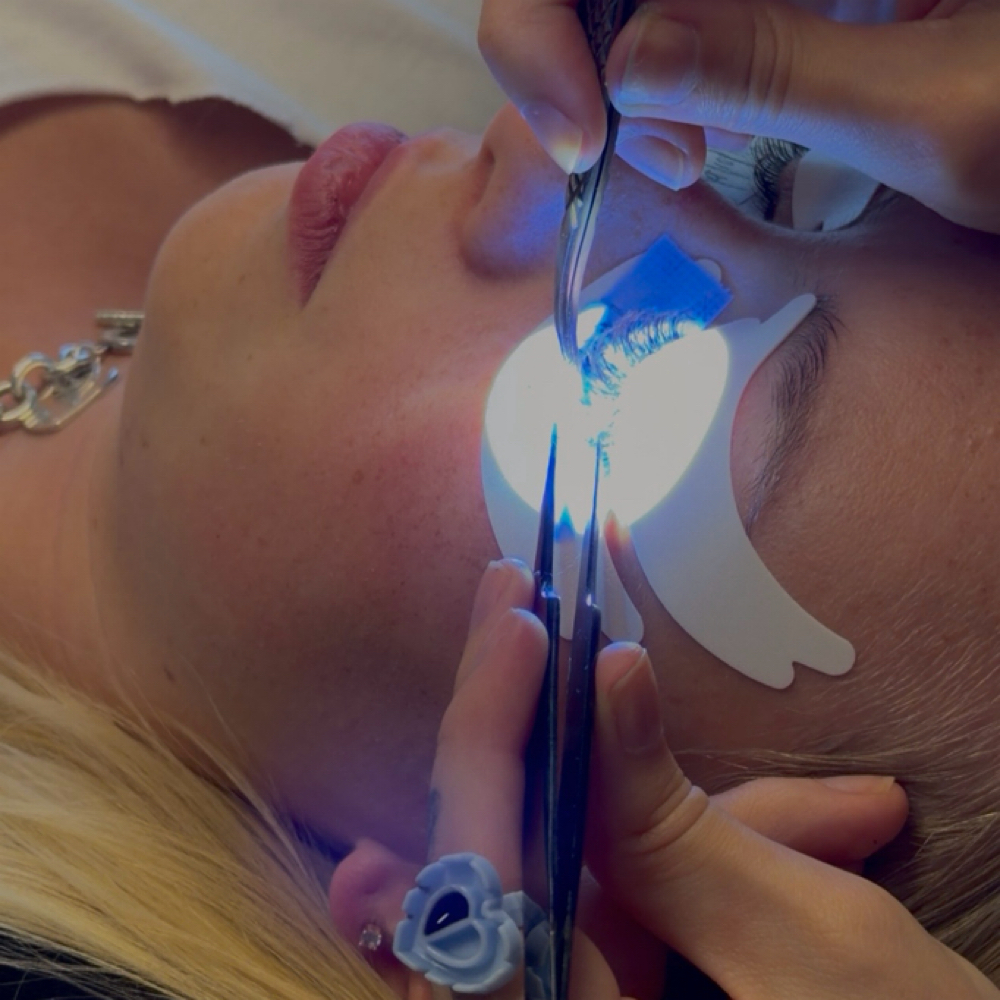 Full Set (UV System) at Haileys Lash Room in Noblesville, IN