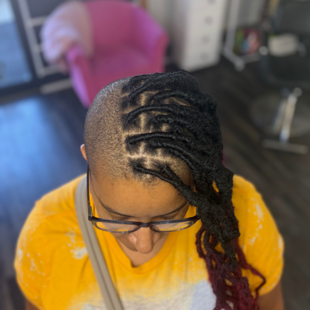 Fuax Loc Crochet Install at Simply Snatched in Nevada, MO