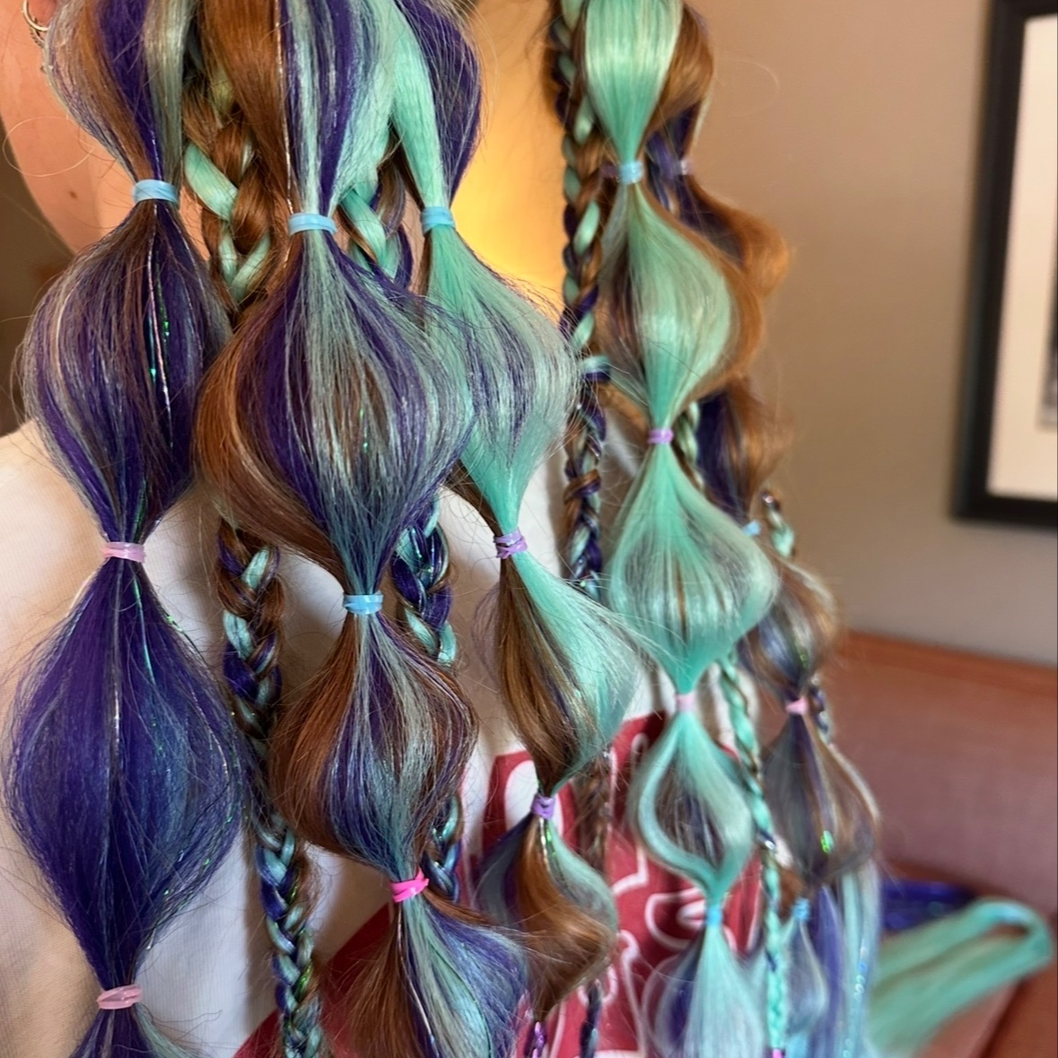 Add pack of tinsel to a braid at Glam Up