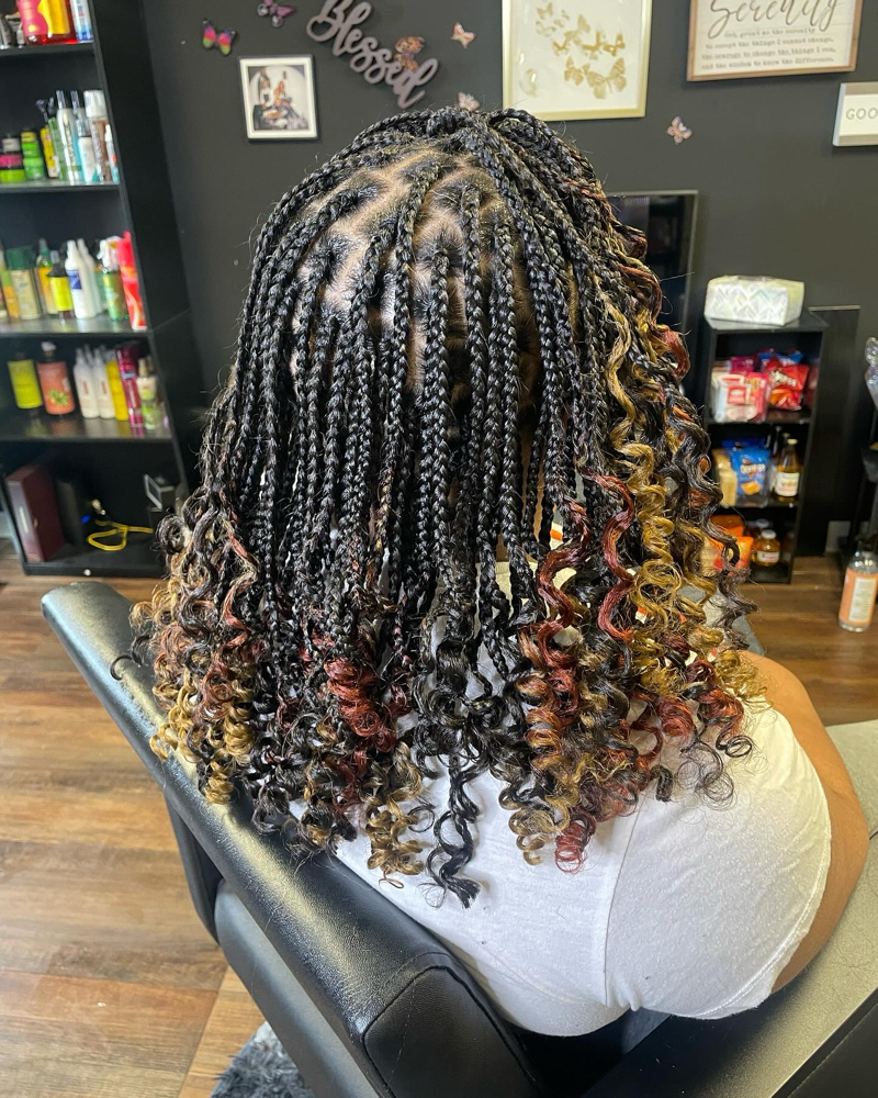 Shoulder Length at 🦋 Blessings Upon Me 🦋 in Cincinnati, OH