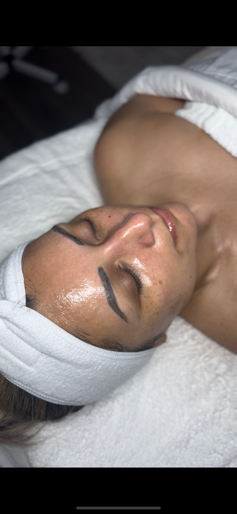 Diamond Glow Facial