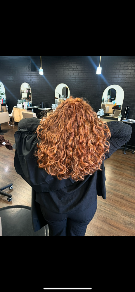 Haircut Consultation 💇🏽‍♀️