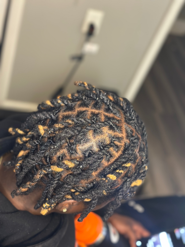 Loc Retwist at Crowned by Marie LLC in Douglasville, GA